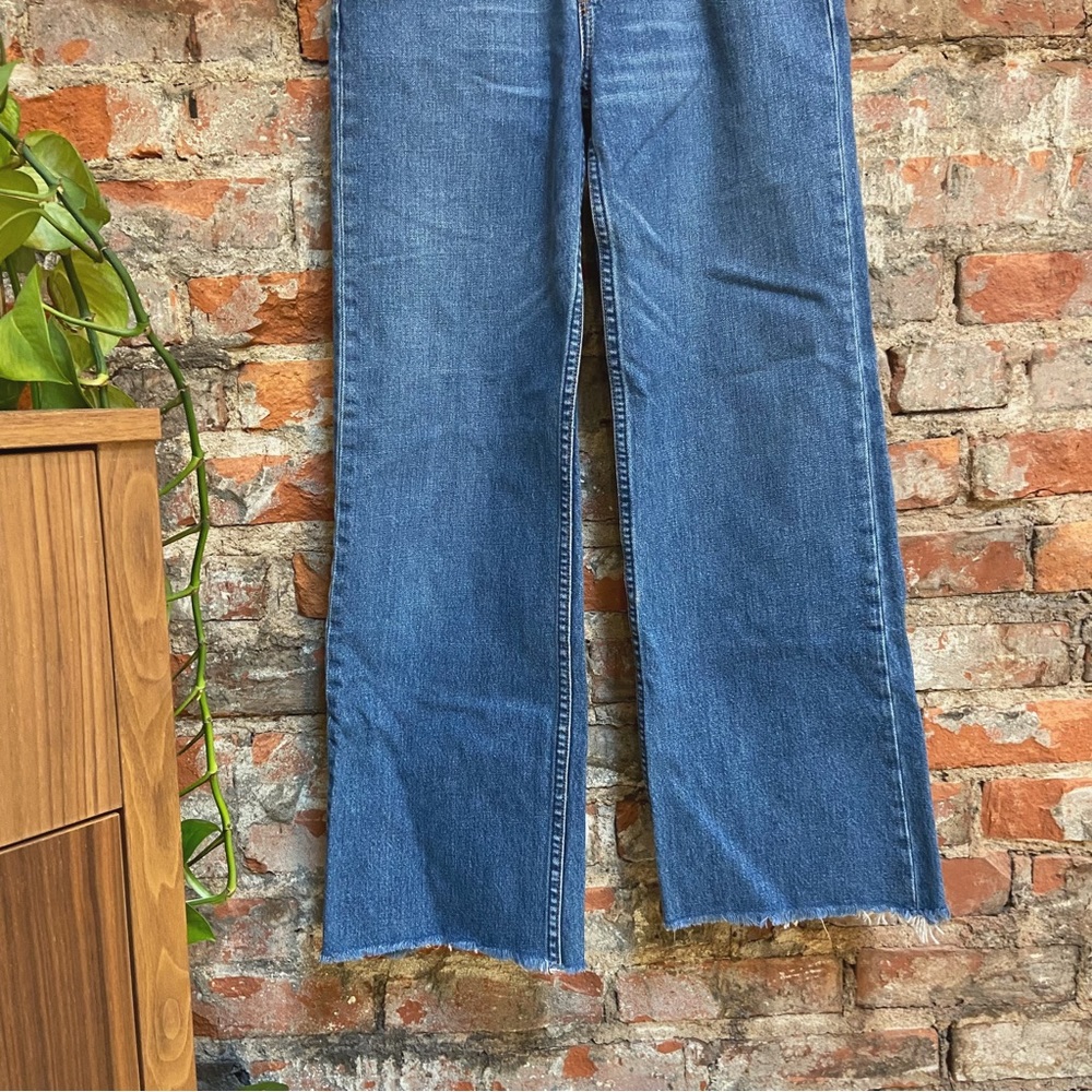 SOLD | Reformation Fawcett Jeans Size 24 - Picture 5 of 9